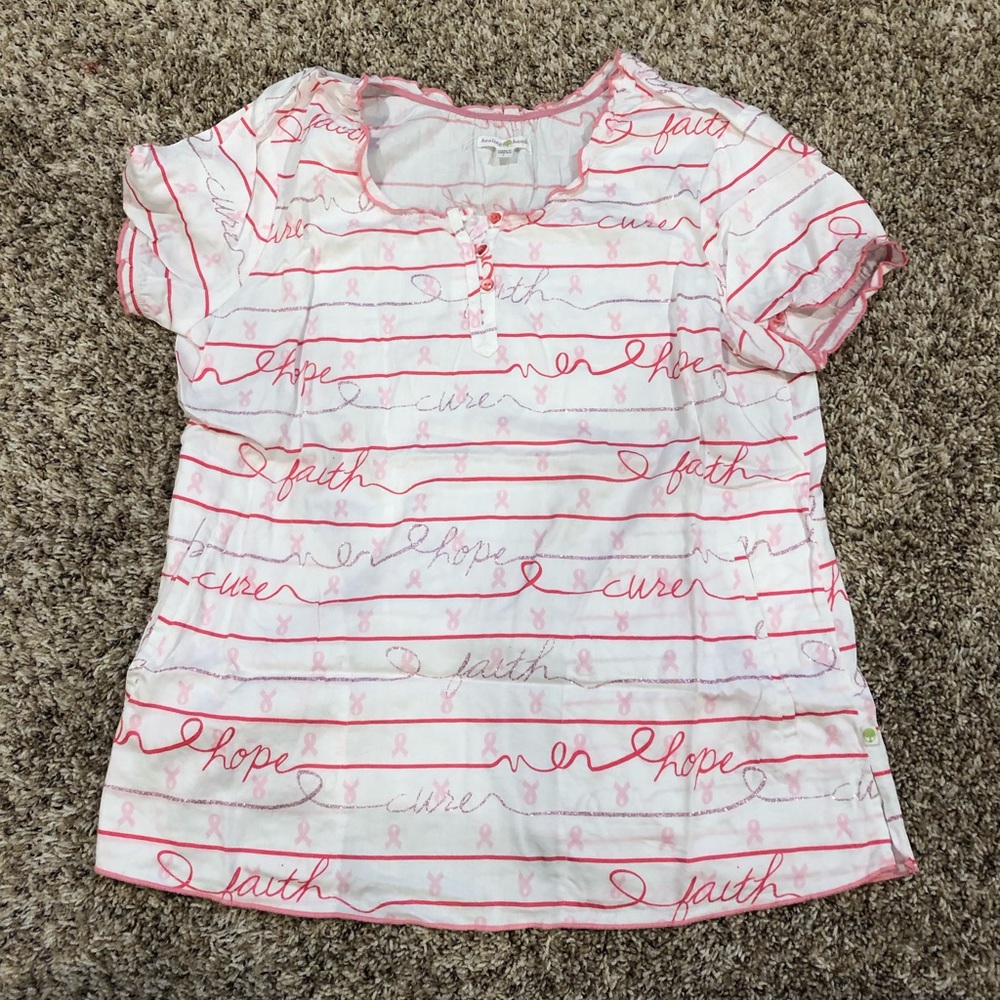 EUC Healing Hands scrub top size large